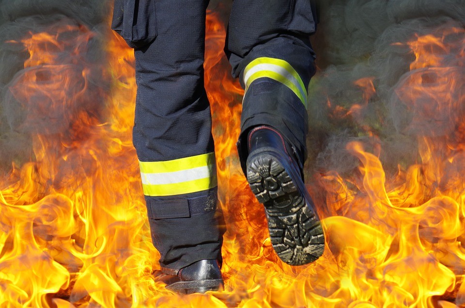 Latest company case about firefighter's safety